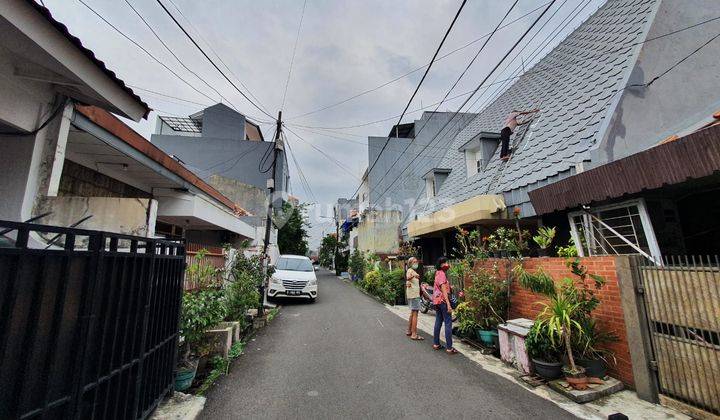 Dijual Rumah di Tanjung Duren Selatan Dekat Mall Taman Anggrek 2