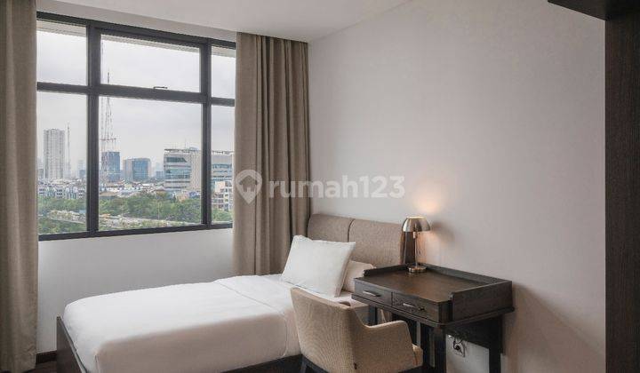 Disewakan Apartemen Veranda 3 BR Jakarta Barat Lokasi Strategis Full Furnished 2