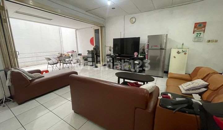 Dijual Rumah di Jalan Camar Indah Pantai Indah Kapuk Hadap Selatan