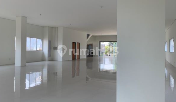 New Office Building for Sale on Jalan Pramuka Utan Kayu, Matraman, East Jakarta New Office Building for Sale on Jalan Pramuka Utan Kayu, Matraman, East Jakarta