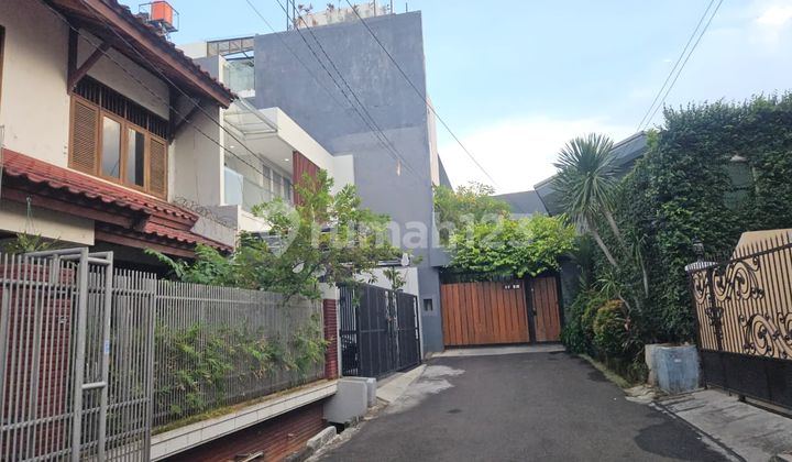 Dijual Cepat dan Murah Rumah di Komplek Sunrise Kebon Jeruk Jakarta Barat