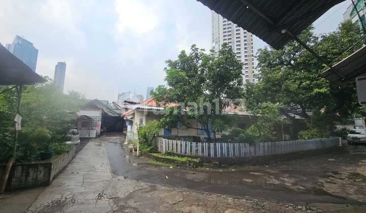 Lahan Strategis di Gatot Subroto Jakarta Selatan