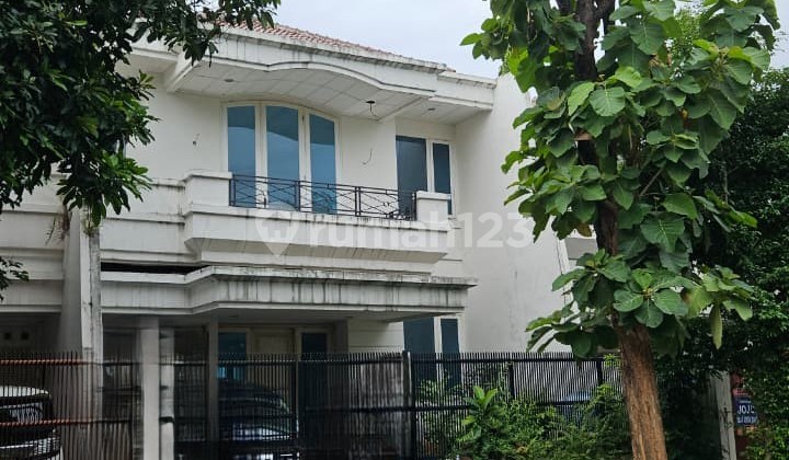 For Sale 2-Story House Near Mayapada Hospital in Modernland Kelapa Indah Tangerang 2