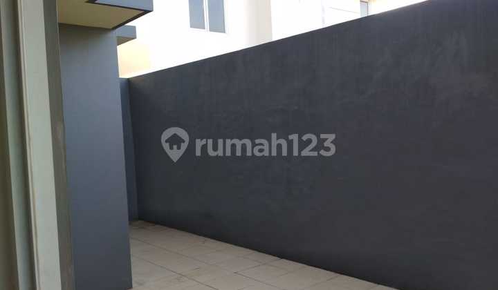 Dijual Rumah di Komplek Paradise Resort Cluster The Bay Ciputat Tangerang Selatan 2