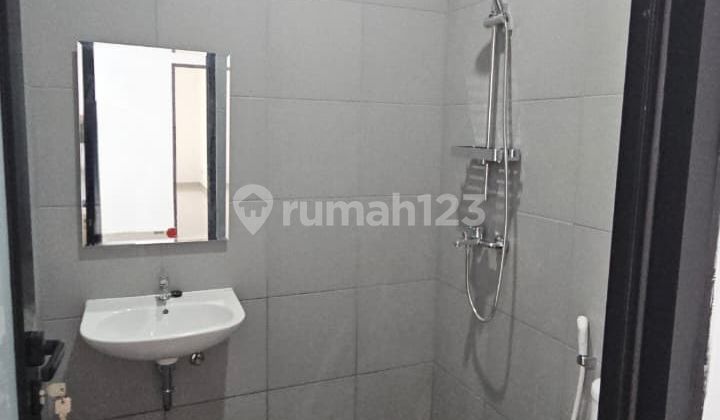 Rumah Baru 2 Unit di Kavling DKI Meruya Selatan Jakarta Barat 2