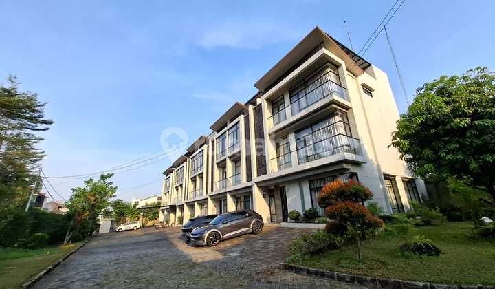 For Sale New House in Sunrise Dalam Secure Complex One Gate System West Jakarta 2