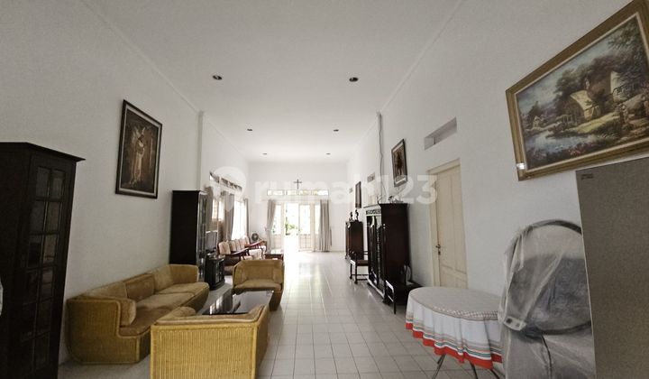Dijual Rumah Asri di Jalan Guntur Bogor Jawa Barat 2