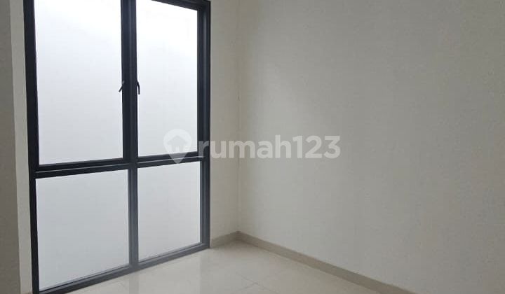 For Sale: 2 Units of Newly Completed Houses in Metland Puri, Clematis Cluster, Tangerang City 2