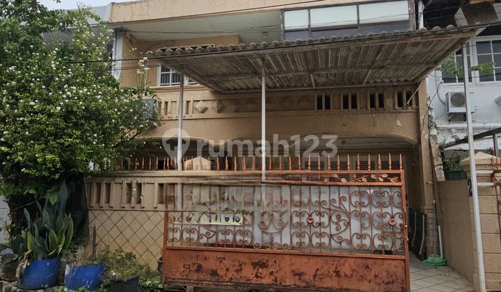 Dijual Rumah di Komplek Green Ville Hadap Barat Jakarta Barat 1