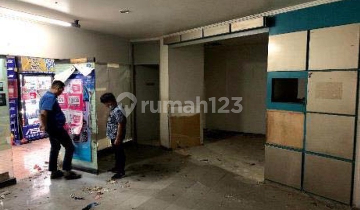 Kios Jembatan Merah Plaza Jl.Rajawali – Surabaya 3