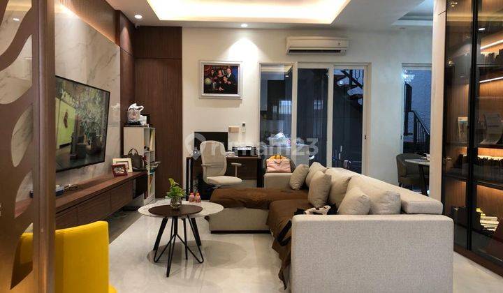  Rumah Furniture Bagus di Cluster Leora , Alam Sutera  1