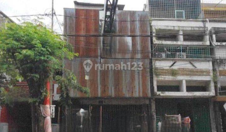 Dijual Cepat Ruko 3 Lantai di Jalan Kertopaten, Simokerto, Surabaya 1