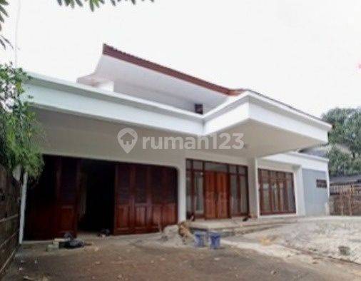 Rumah Kebayoran Baru di Jl Kyai Maja , Jakarta Selatan 1