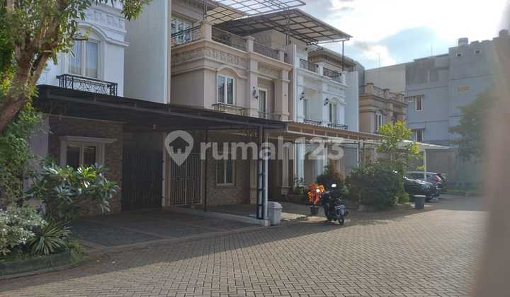 Ready-to-Live-in House in Sutera De Mansion, Tangerang 2