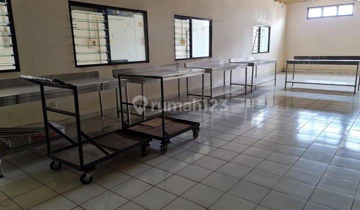 Gudang Ex Resto Jl Bhayangkara , Pakujaya Serpong , Tangerang Selatan  1