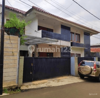 Rumah 2 Lantai di Jalan Bendi 3, Kebayoran Lama Jakarta Selatan 1