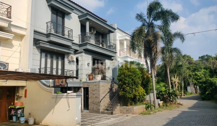 House on Gang Haji Danyong Street, Pasar Minggu - South Jakarta 2