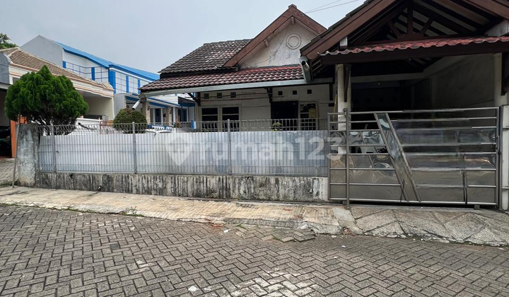 Rumah Siap Huni di Perumahan Villa Taman Cibodas, Cibodas, Tangerang
