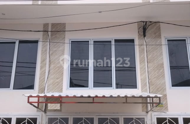 Rumah Jl. Cempaka Baru Barat - Cempaka Putih, Jakarta Pusat