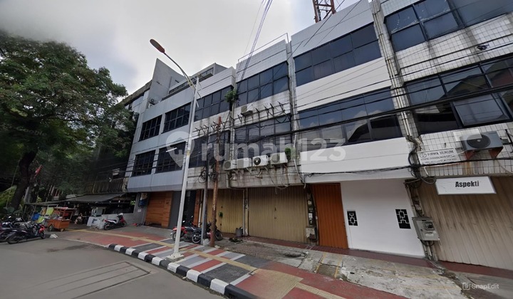Ruko 3,5 lantai di Jalan Tanah Abang, Gambir – Jakarta Pusat Ruko 3,5 lantai di Jalan Tanah Abang, Gambir – Jakarta Pusat