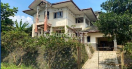 Rumah dekat lapang golf di Perumahan Rainbow Hill Zone, Babakan Madang, Bogor