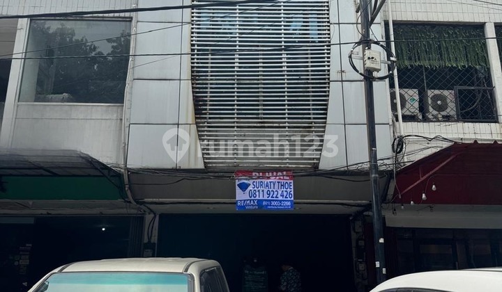 Shop house on Kelapa Gading Boulevard, Kelapa Gading - North Jakarta