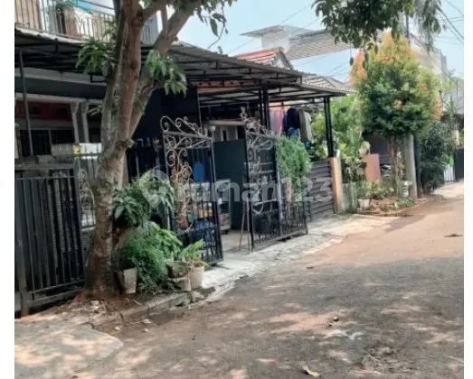 Rumah Serpong Park Cluster Fluorite, Serpong Utara, Tangerang Selatan 2