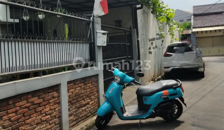 Jual Cepat Rumah Jl. H. Zen Sarmilih , Ciracas, Jakarta Timur