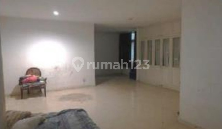 House on Jalan Taman Kemang II, Mampang Prapatan - South Jakarta 2