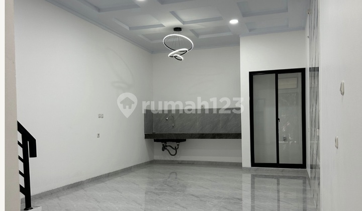 Rumah Baru di Jalan Tanjung Duren Barat, Grogol Petamburan - Jakarta Barat 