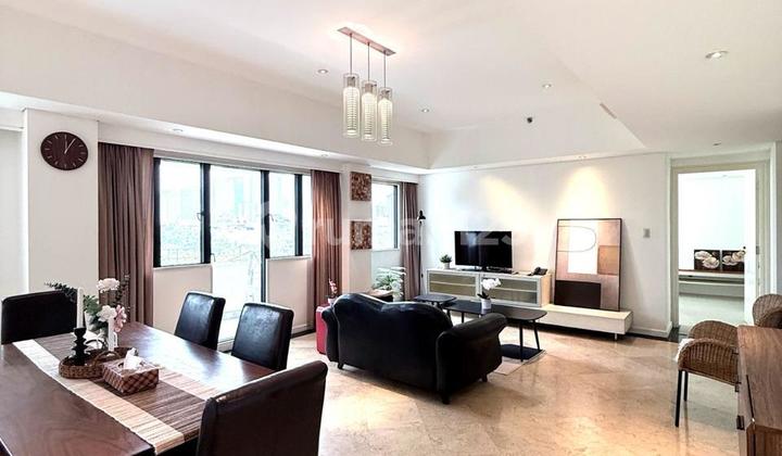 Sell fast Setiabudi Apartment 2BR+1, newly renovated