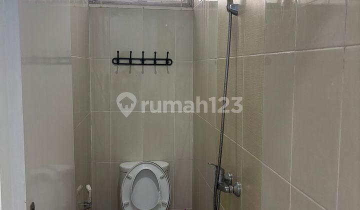 Rumah di Cluster Amarillo Village, Gading Serpong - Tangerang 2