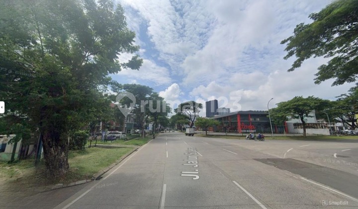 Ready-to-Use Alam Sutera Building, Tangerang Ready-to-Use Alam Sutera Building, Tangerang