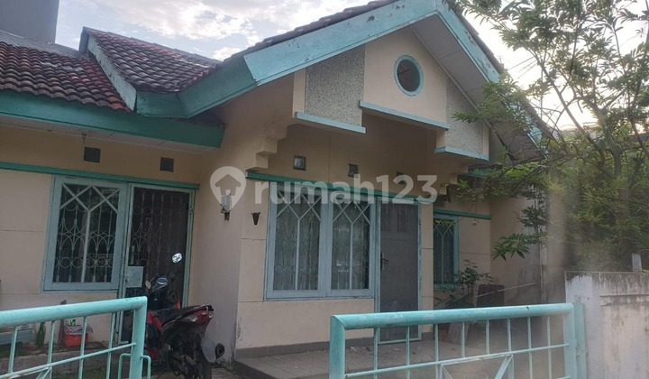 House in Kencana Loka Sector 12, BSD - South Tangerang 2
