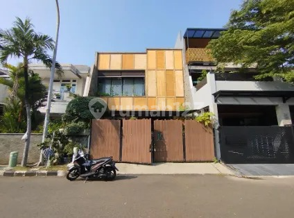 Rumah Pulau Bira di Taman Permata Buana . Kembangan, Jakarta Barat 2