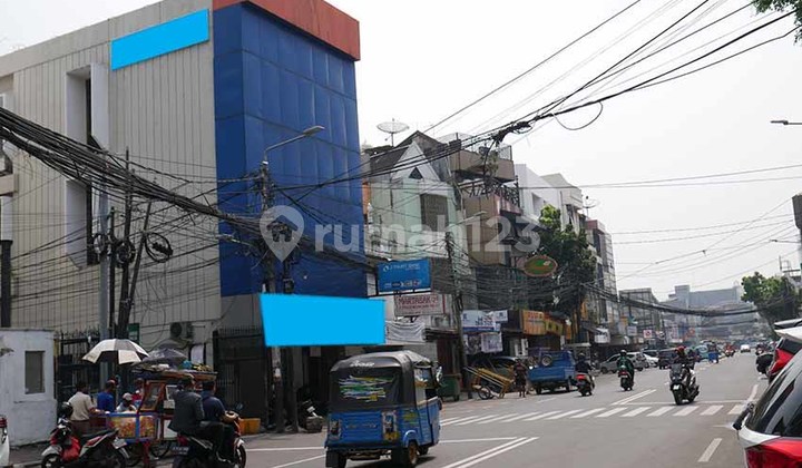 Ruko 5 Lantai di Pecenongan - Gambir, Jakarta Pusat 1