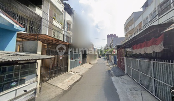 Ruko Jl. Pintu Air 4, Pasar Baru, Jakarta Pusat