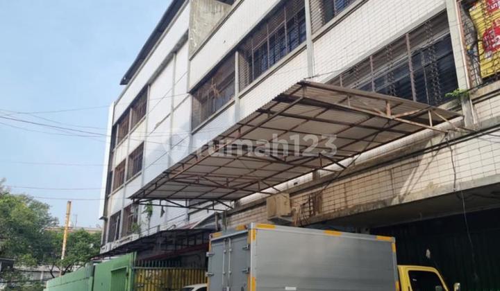 Ruko 4 Lantai di Pangeran Jayakarta, Jakarta Pusat