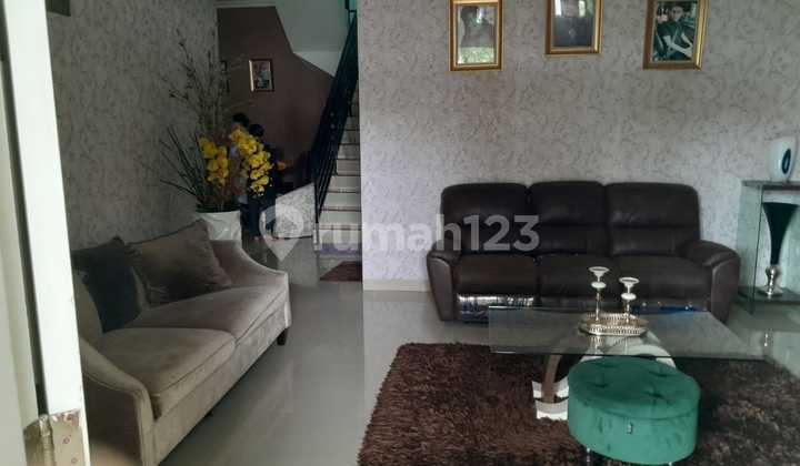 Rumah di Komplek DKI - Joglo, Jakarta Barat 2