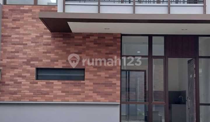 Rumah di Suvarna Sutera Cluster Dakota, Sindang Jaya, Tangerang 2