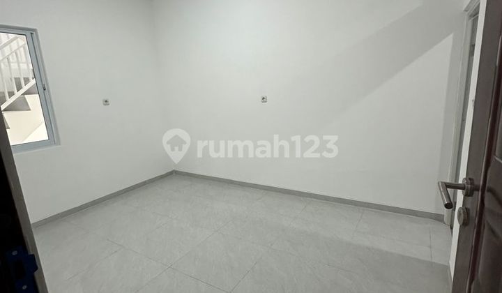 Dijual Rumah Baru di Jalan Angsana Raya 1, Kebon Jeruk - Jakarta Barat 2