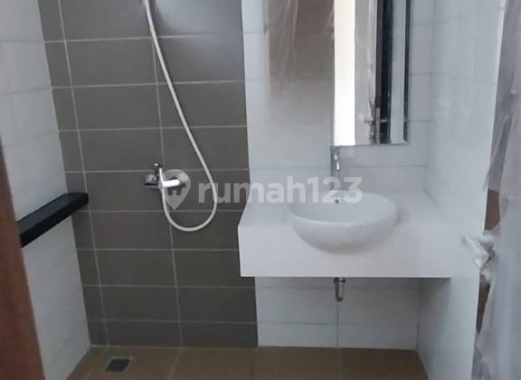 House in Suvarna Sutera Cluster Dakota, Sindang Jaya - Tangerang 2