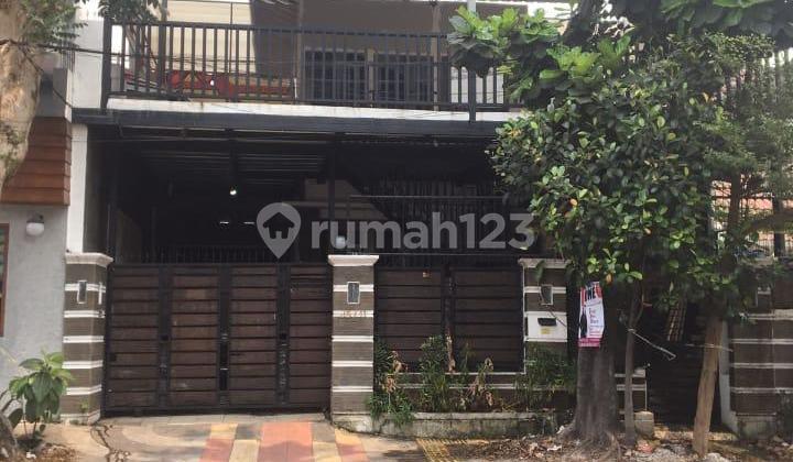 Rumah Bsd Dekat Pusat Kuliner Rumah SHM