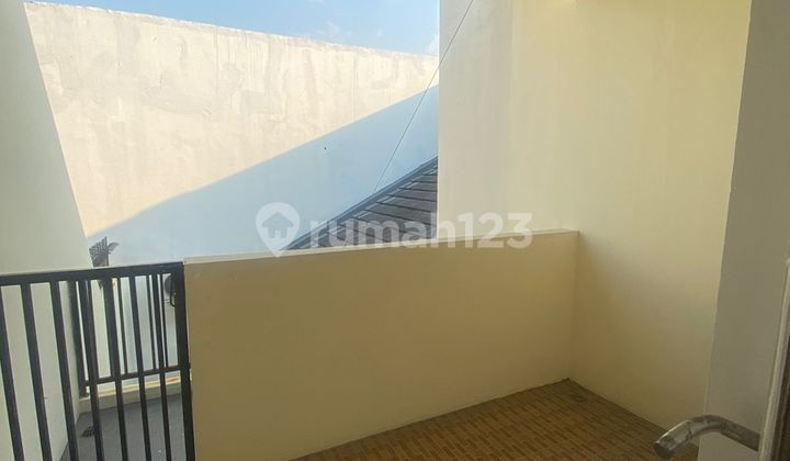 White Wood House for Rent 2