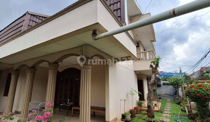 Rumah Hoek Pulo Asem 2