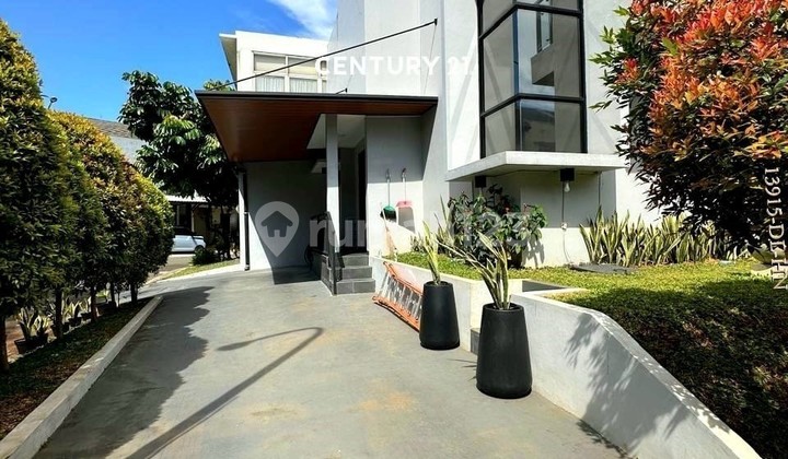 For Sale Ready to Live in Furnished Hook House in Front of Emerald Park Bintaro 2