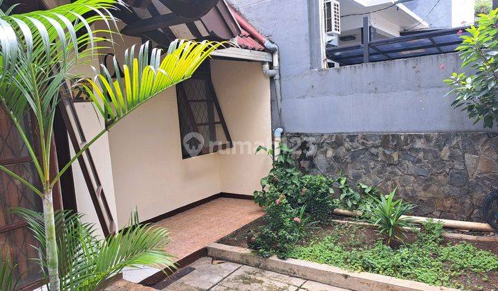 Disewakan Rumah Rapi Siap Huni Di Jalwn Pisok Bintaro Jaya 5 Rumah SHM Bagus di Bintaro Sektor 5 Pisok, Jl. Bintaro Utama 3a, Pondok Ranji, Ciputat Timur, Kota Tangerang Selatan, Banten, Indonesia, 15412, Sektor 5-Bintaro 1
