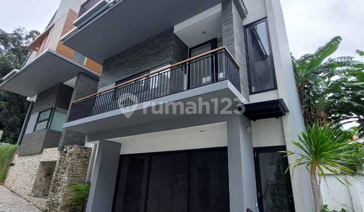 Rumah Dijual Brandnew 3 Lt Dalam Cluster Kebayoran Baru Jaksel