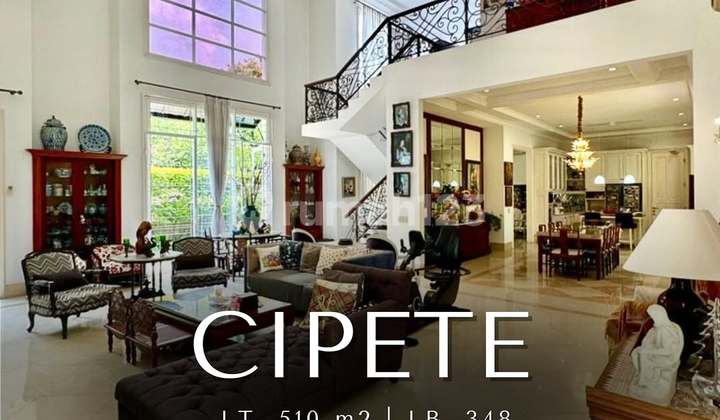 Cipete Classic House, High-Quality Materials Cipete Classic House, High-Quality Materials