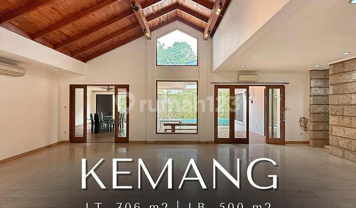 Lokasi Tenang Dan Nyaman, Rumah Tropical Dalam Compound